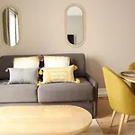 Parisian Charm 1-bedroom Near Les Invalides Paris