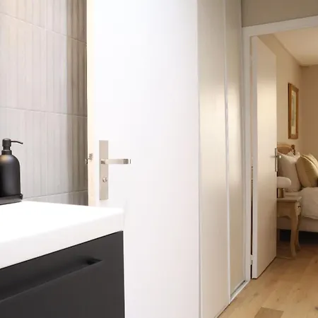 Apartamento Parisian Charm 1-bedroom Near Les Invalides *