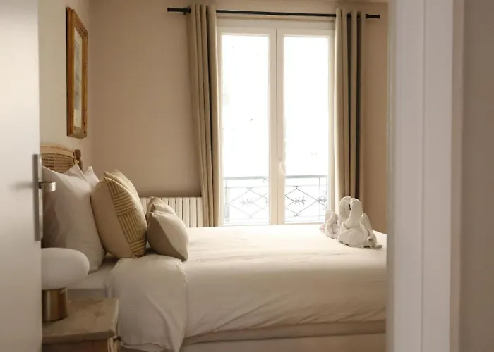 Parisian Charm 1-bedroom Near Les Invalides * Paris